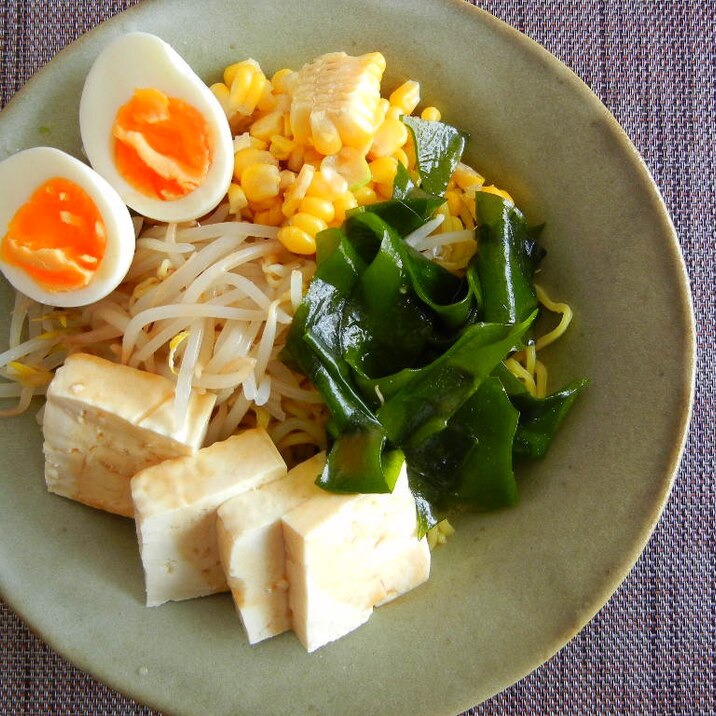豆腐とわかめとコーンの冷やしラーメン レシピ 作り方 By Kon9093 楽天レシピ